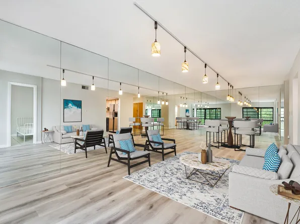 1300 SW 122nd Ave, Miami, FL