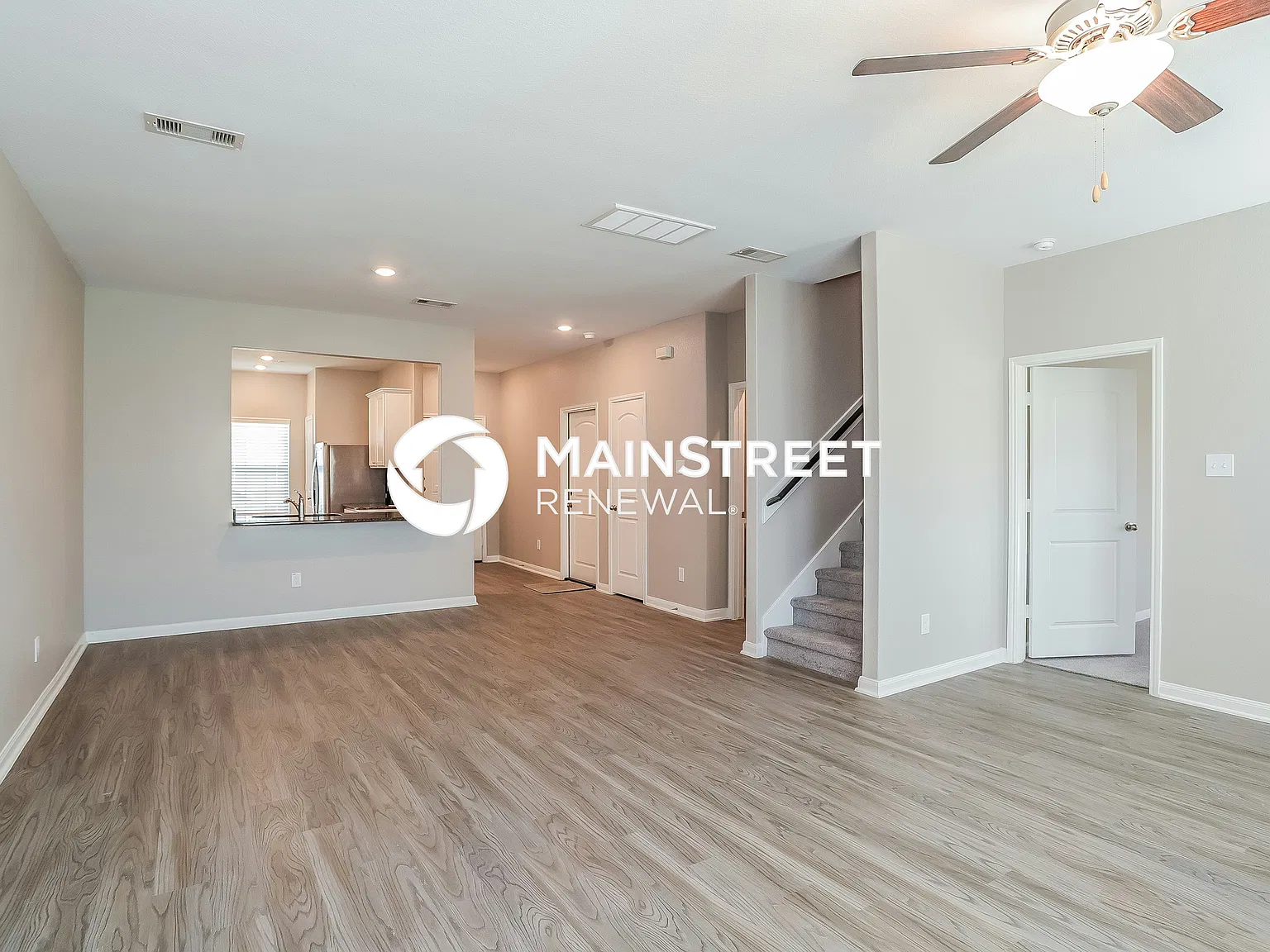 28049 Irving Drive — Photo 4