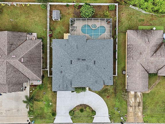 3rd image of 14 Easterly Pl