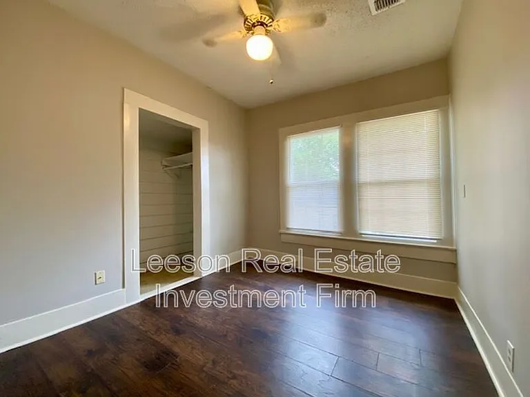 831 Stephenson St — Photo 9