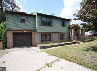 324 Franklin D Roosevelt Ter, Lawnside, NJ 08045