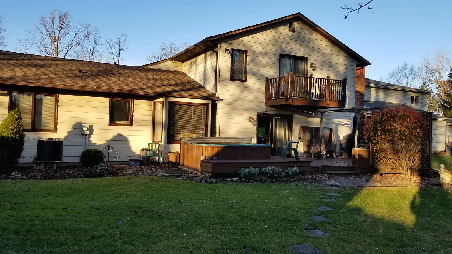 20457 Sandalwood Ln photo 1