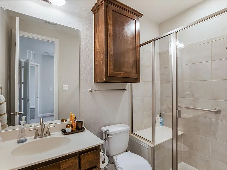 12818 Caterpillar Dr — Photo 20