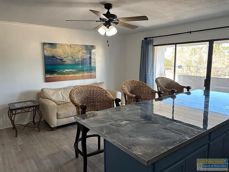 829 N Yturria St #2 — Photo 4