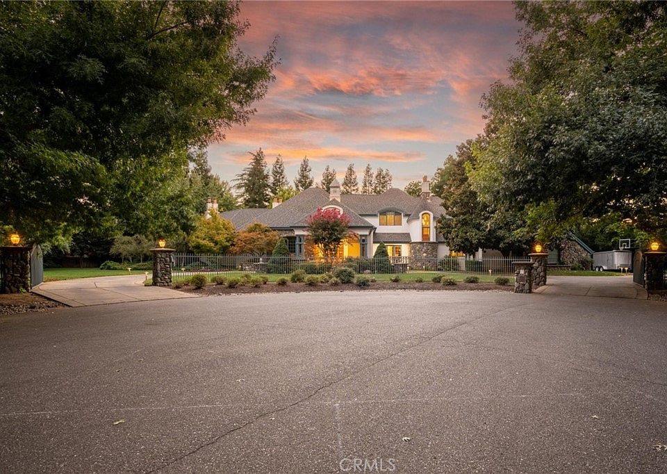 3035 Camelot Ct, Chico, CA 95973 Zillow