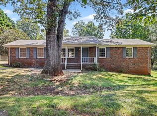 5139 Presley Dr, Flowery Branch, GA 30542