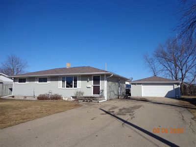 832 9th St, Menasha, WI, 54952