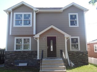 75 Lasalle Ave, Hasbrouck Heights, NJ 07604