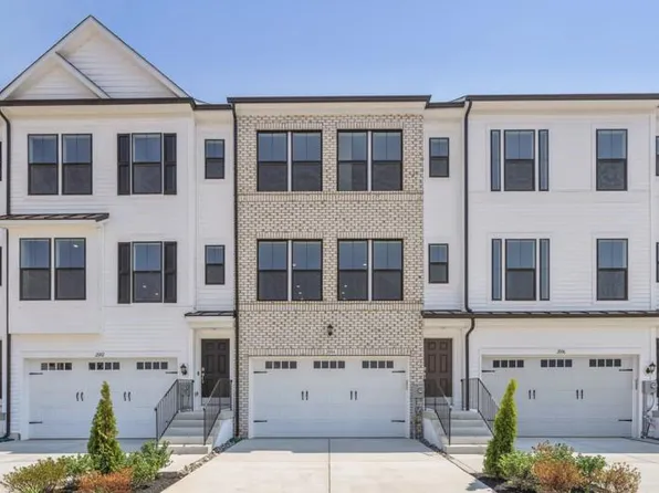 2004 Alice Ct, Frederick, MD 21702