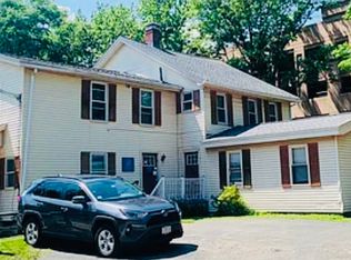 27 Brewster Ct #1R, Northampton, MA 01060