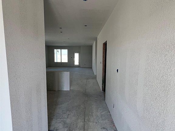 3rd image of 216 Gus Loop