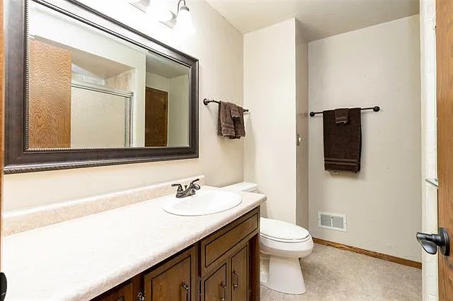 920 E Northwood Dr — Photo 7