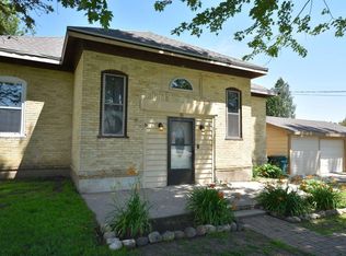 311 W Pleasant St, Iron Ridge, WI 53035