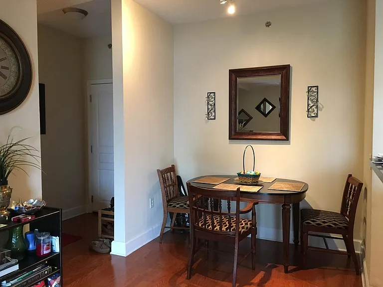 1315 East Blvd #619 — Photo 4