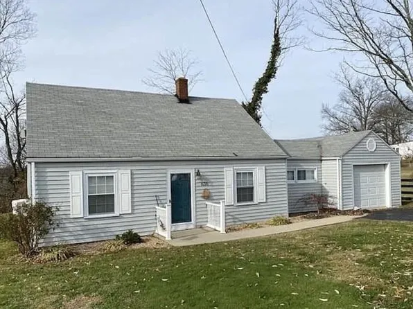 838 Jersey Ridge Rd, Maysville, KY 41056