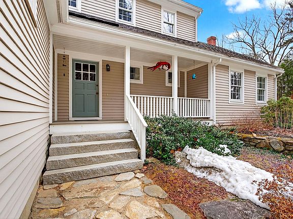 3rd image of 69 Hardy Road