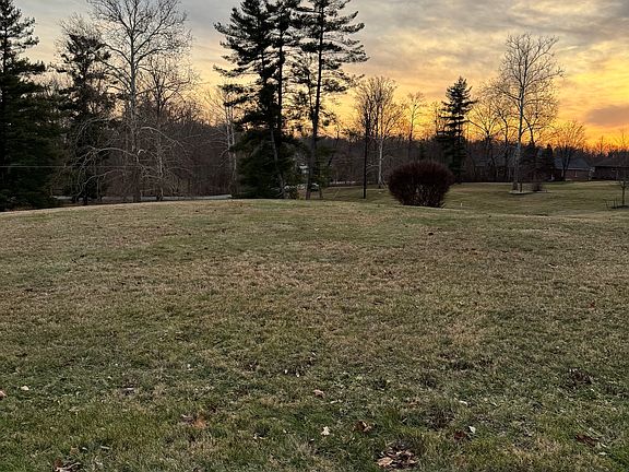 5th image of 1137 S Erdmann Rd