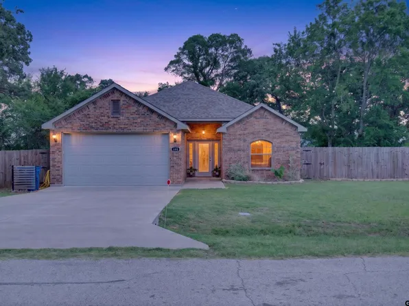 134 Towering Oaks, Tool, TX 75143