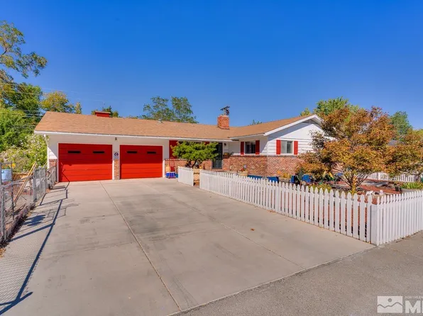 1045 Maplewood Dr, Reno, NV 89509
