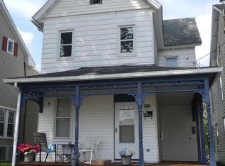 12 Ridge Ave, Hanover, PA 17331