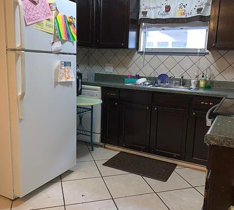 3rd image of 5608 Cougar Dr APT 207