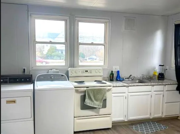 4 Reading St, Glassboro, NJ 08028