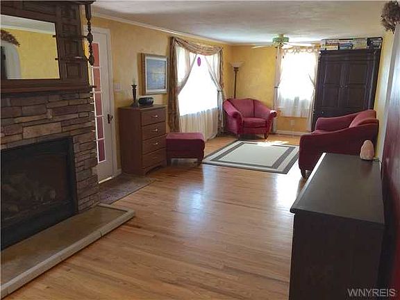 2nd image of 1111 Parkside Ave