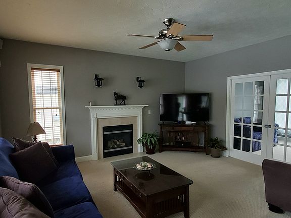 4th image of 71 York Bay Trl