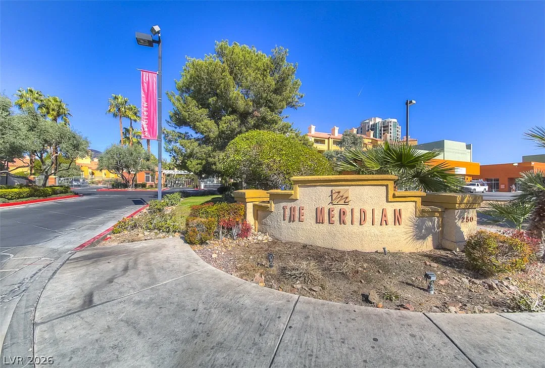 1 bed, 1.0 bath, 530 sqft, $1,495 — Photo 2