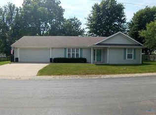 615 Windsor Rd, Creighton, MO 64739
