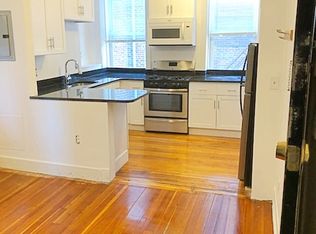 22 Moon St APT 4, Boston, MA 02113