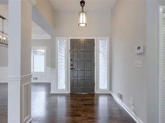 3rd image of 3276 Turtle Lake Dr SE