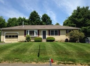 71 Bradford Dr, Feeding Hills, MA 01030