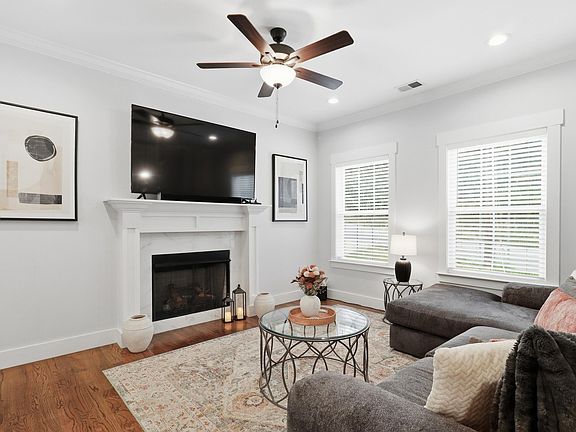 5th image of 1020 Fernway Rd