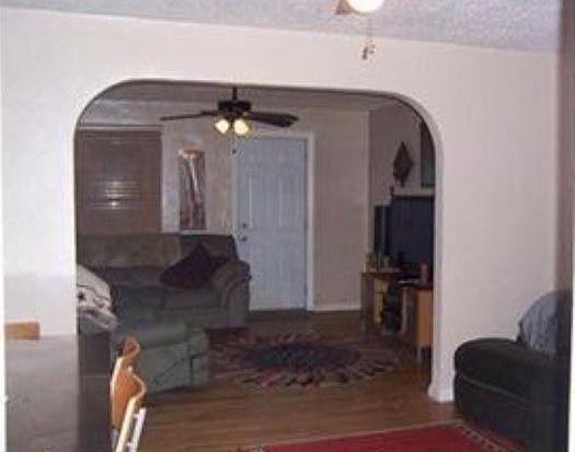 2nd image of 8645 Hume Ave
