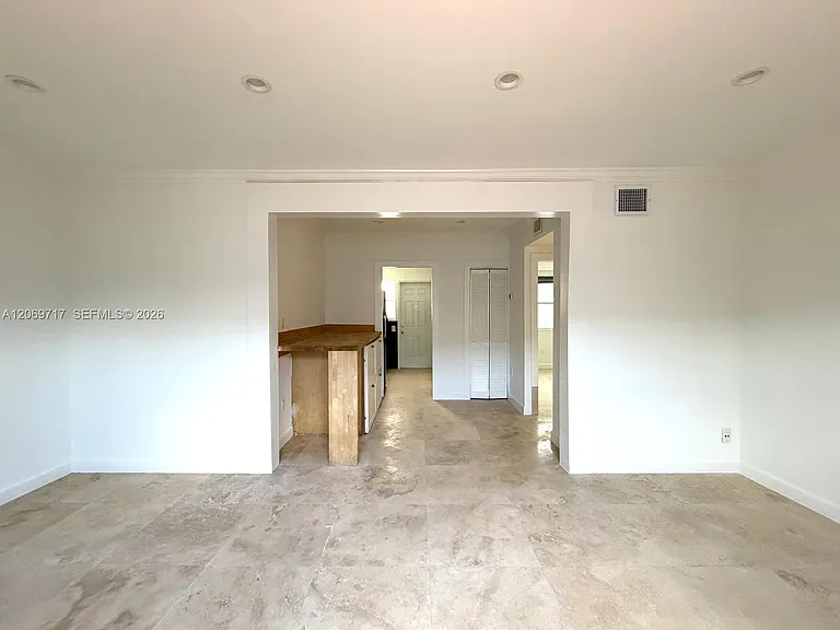 1239 Marseille Dr #2 — Photo 8