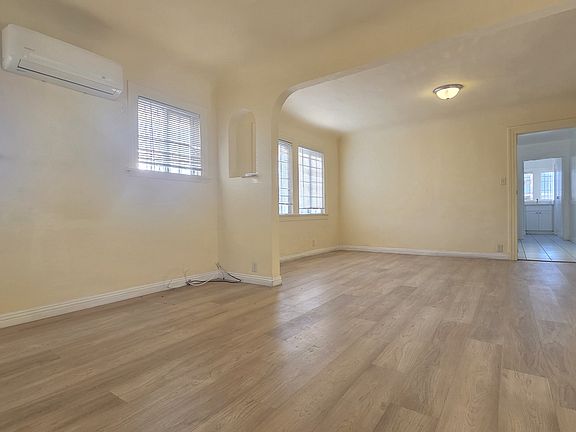 2nd image of 939 Centennial St