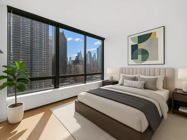 420 East 61st Street image 3 of 17