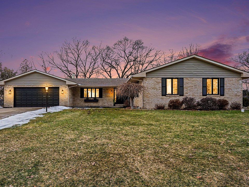 1st image of 51877 Gentian Ln