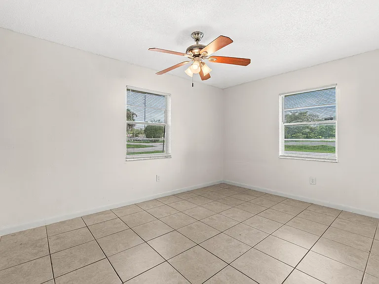 4807 Gulfstream Rd — Photo 10