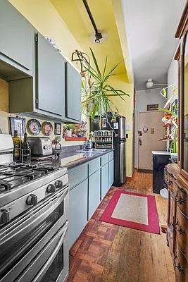 Sold by Compass | media 4