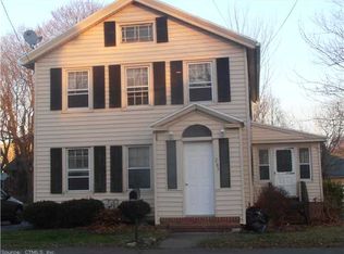 287 Harbor St, Branford, CT 06405