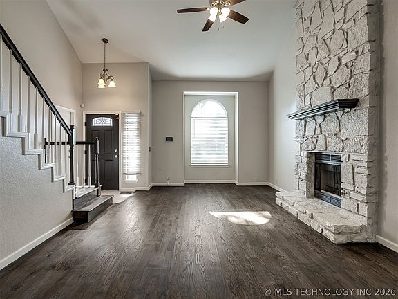 5th image of 12006 S Forest Pl