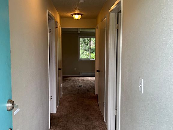 5th image of 12517 47th Ave SW Unit 17