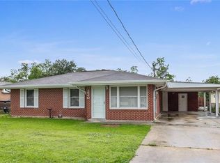 220 Barton Ave, Luling, LA 70070