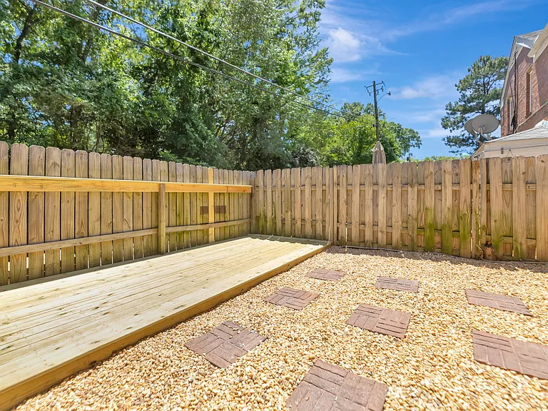 1701 Valley Ave #C — Photo 18