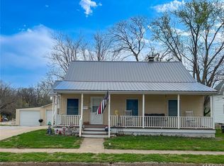 205 Ruby St, Paris, MO 65275