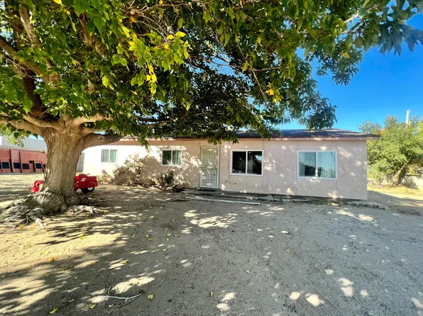 5413 Maplewood Ave SW, Albuquerque, NM 87121
