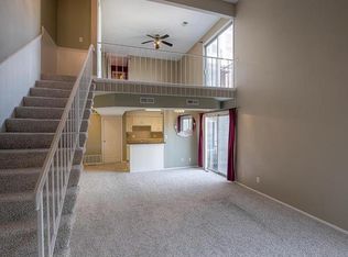 9618 Perry Ln APT B, Overland Park, KS 66212