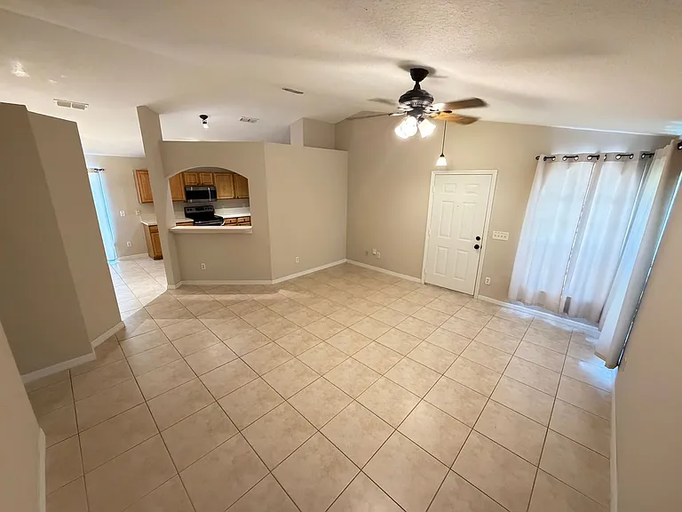 38 Vanna Ct — Photo 8